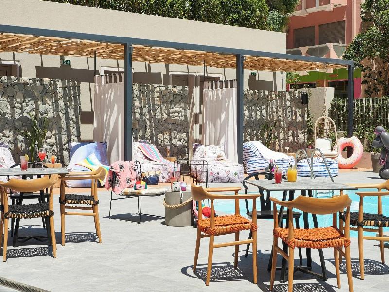 Moxy Patra Marina image