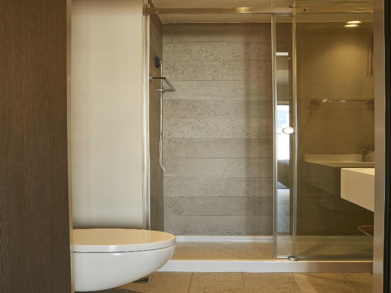 Moxy Patra Marina image
