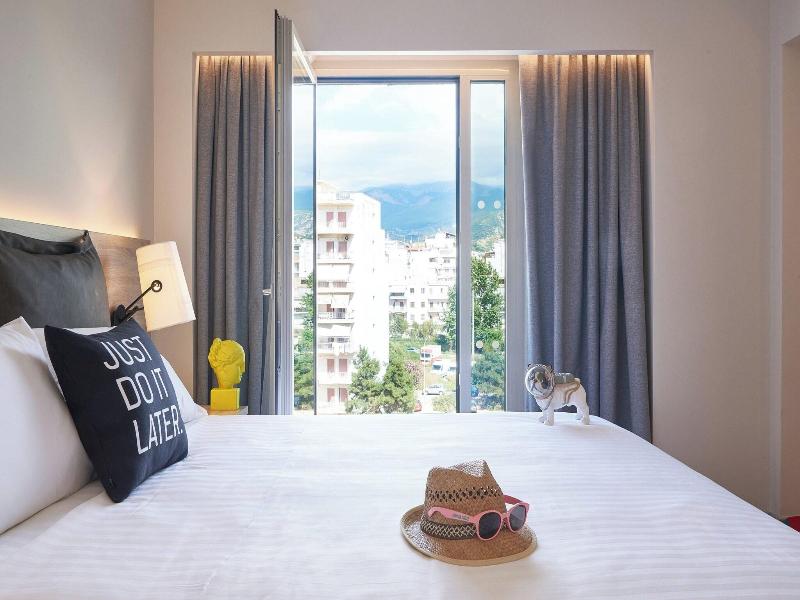 Moxy Patra Marina image