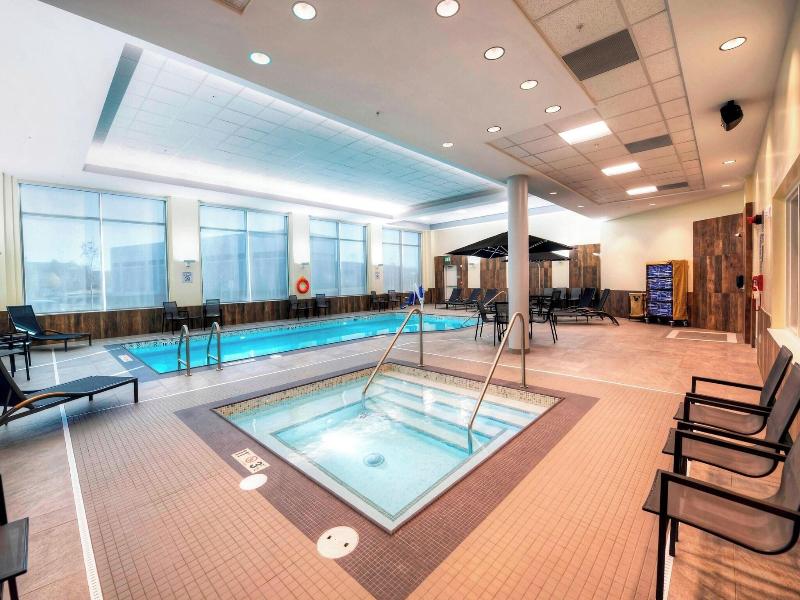 Fairfield Inn & Suites Ottawa Airport