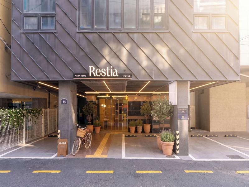 Malu Hotel image