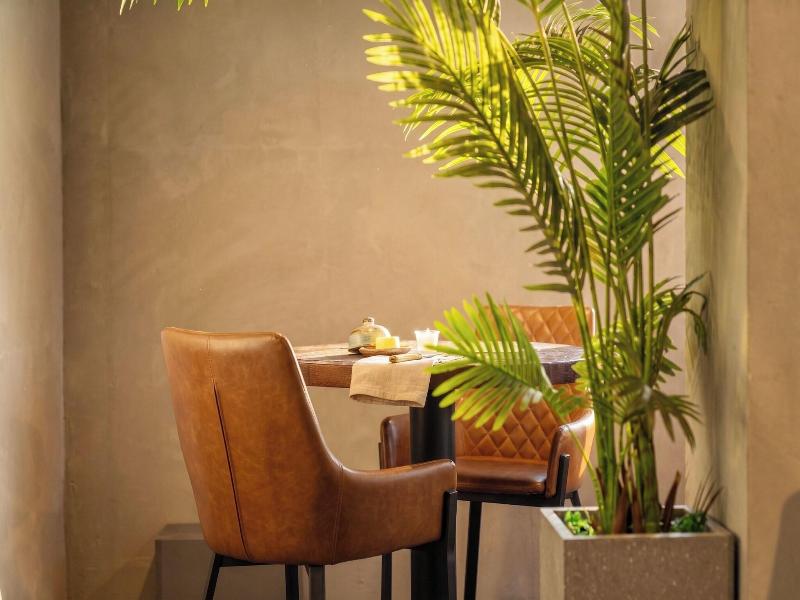 Malu Hotel image