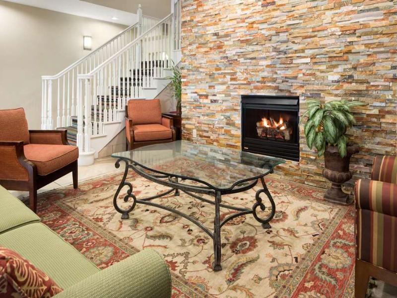 Country Inn & Suites by Radisson, Columbus West, O image