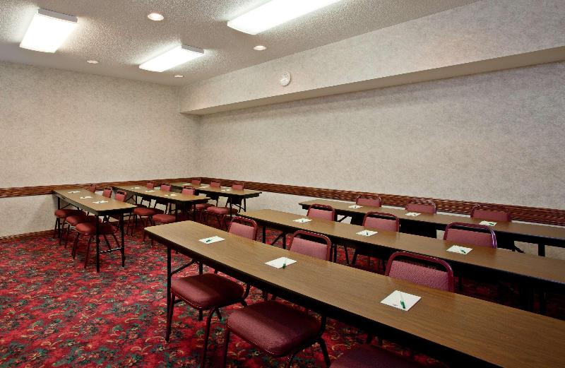 Country Inn & Suites by Radisson, Elk River, MN image