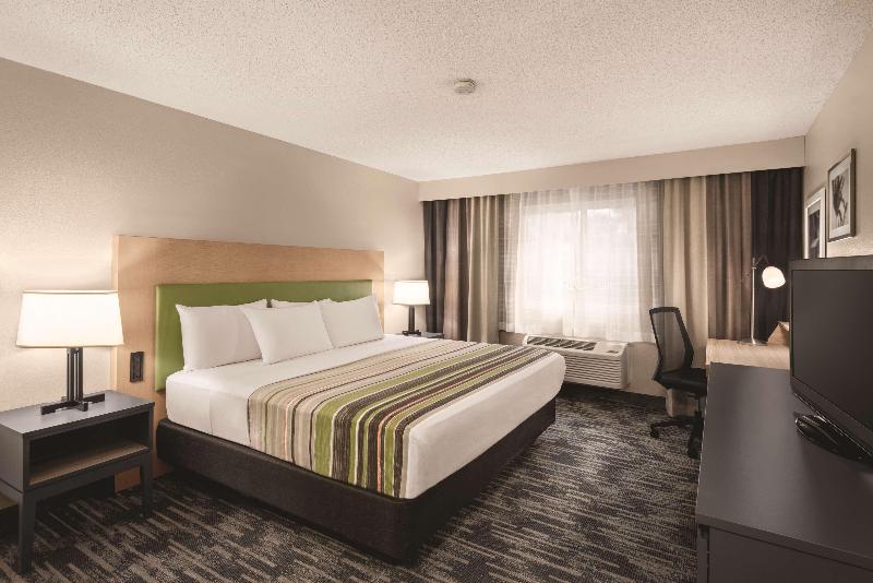 Country Inn & Suites by Radisson, Northfield, MN image