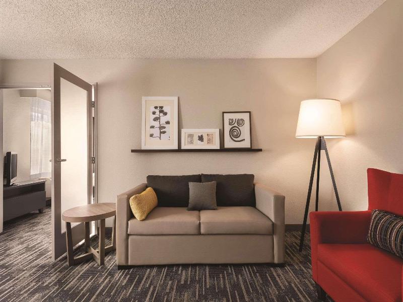 Country Inn & Suites by Radisson, Northfield, MN image