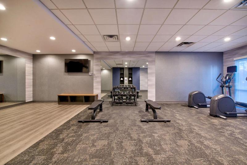 Country Inn & Suites by Radisson image
