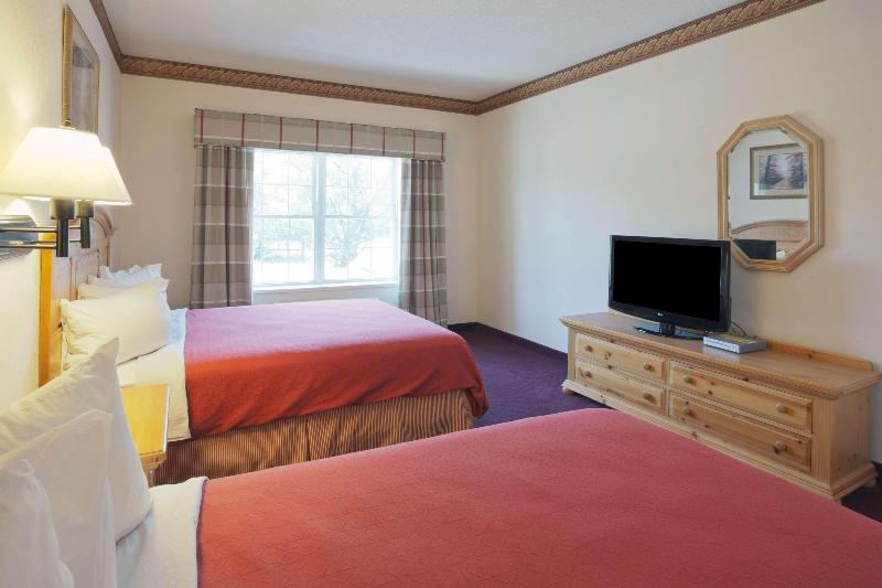 Country Inn & Suites by Radisson image