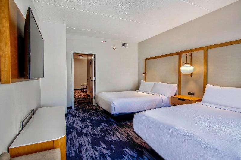 Country Inn & Suites by Radisson image