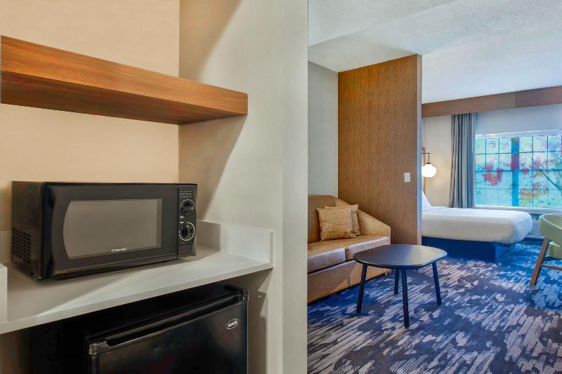 Country Inn & Suites by Radisson image