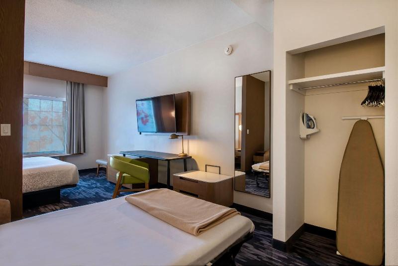 Country Inn & Suites by Radisson image