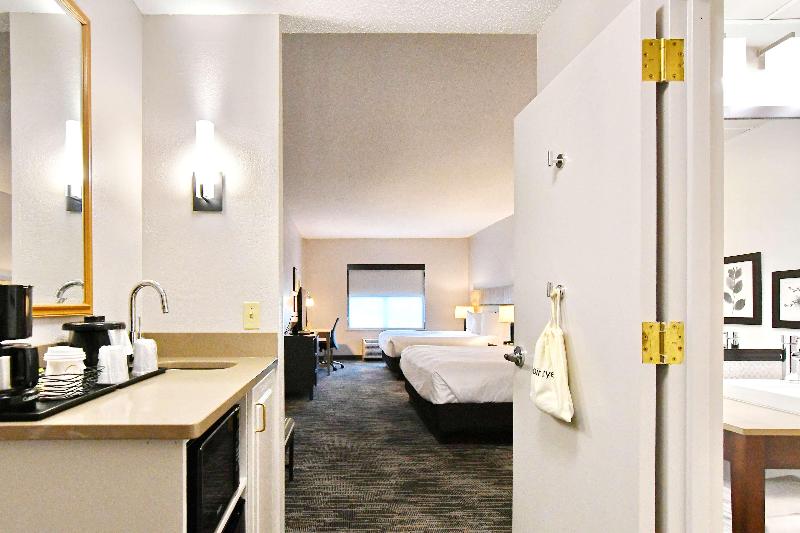 Country Inn & Suites by Radisson, Mount Morris, NY image