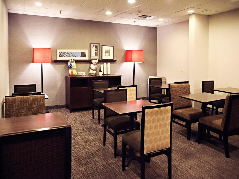 Country Inn & Suites By Radisson, Frackville (Pott image