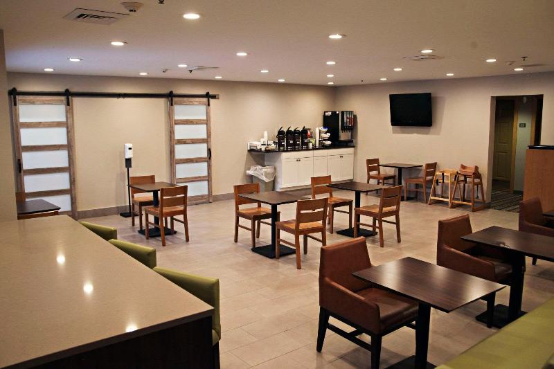 Country Inn & Suites By Radisson, Frackville (Pott image