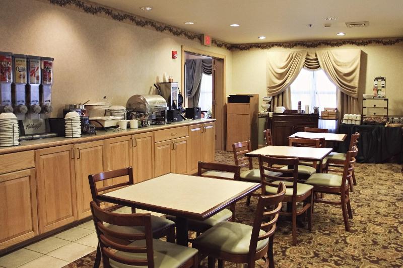 Country Inn & Suites By Radisson, Frackville (Pott image