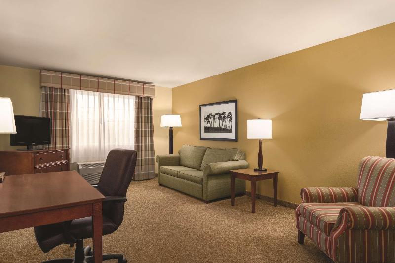 Country Inn & Suites by Radisson, Dakota Dunes, SD image