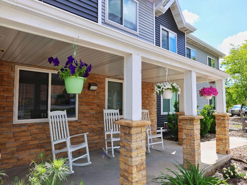 Country Inn & Suites by Radisson, Sparta, WI image