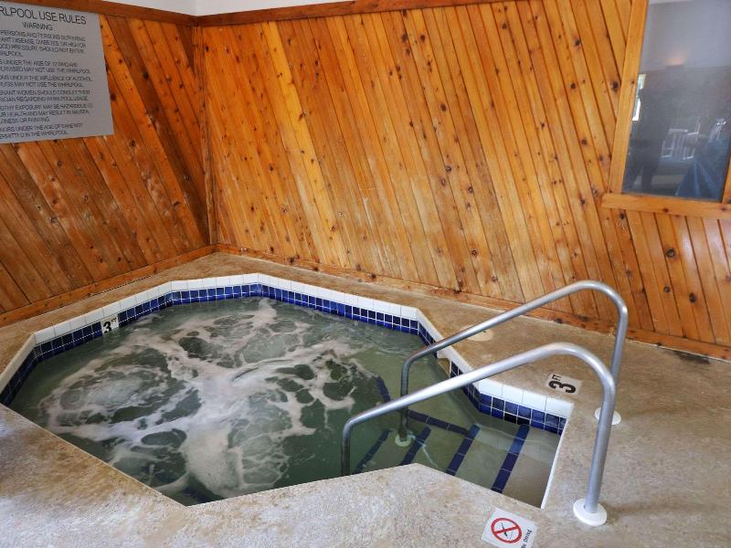 Country Inn & Suites by Radisson, Sparta, WI image