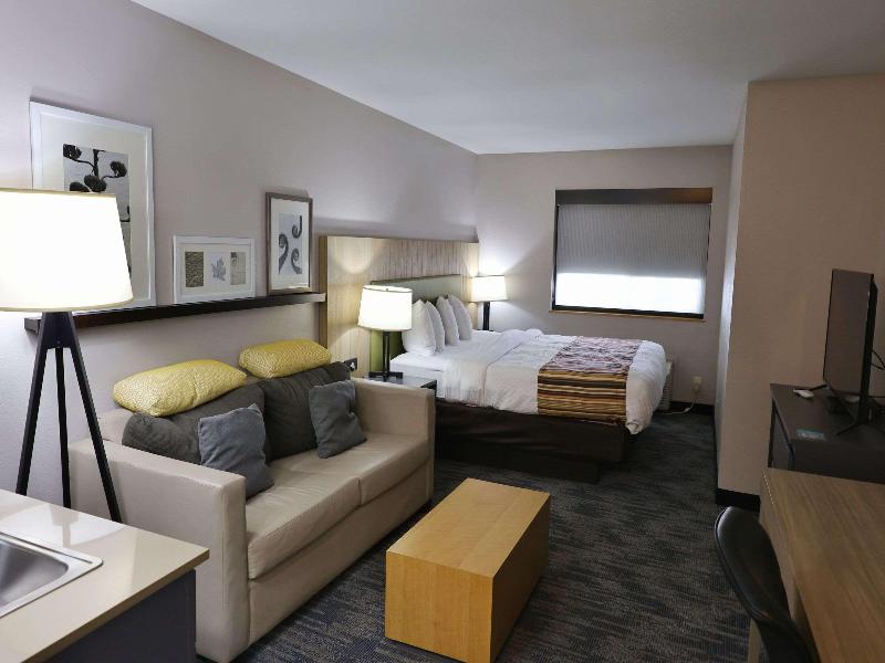 Country Inn & Suites by Radisson, Sparta, WI image