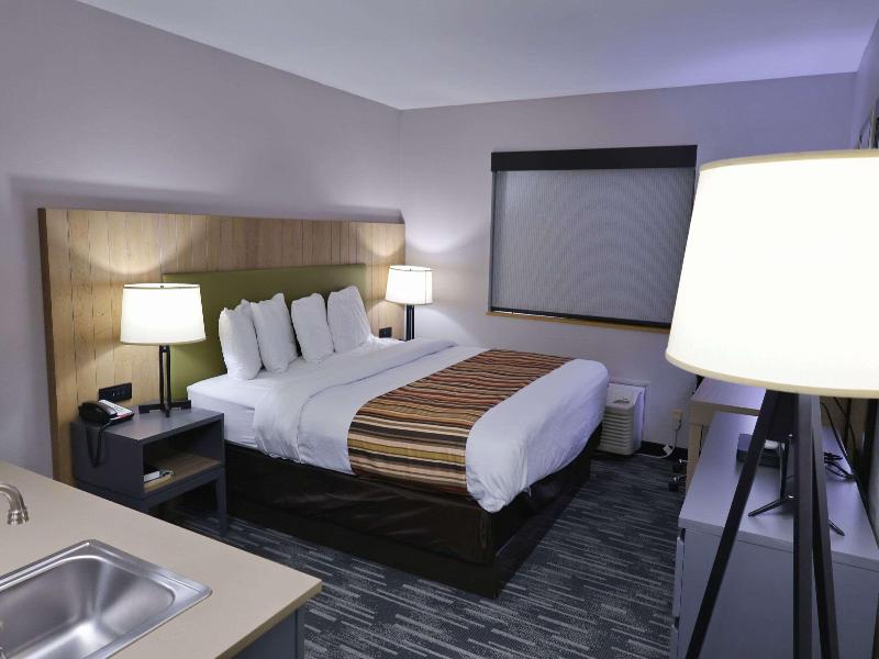 Country Inn & Suites by Radisson, Sparta, WI image