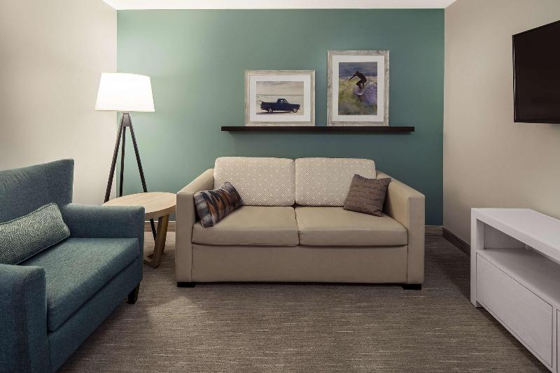 Suncoast Park Hotel Anaheim Resort Tapestry Hilton image