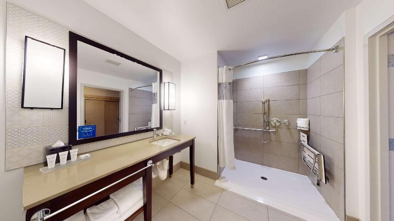 Suncoast Park Hotel Anaheim Resort Tapestry Hilton image