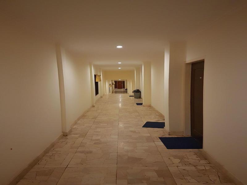 77 Sunset Plaza image