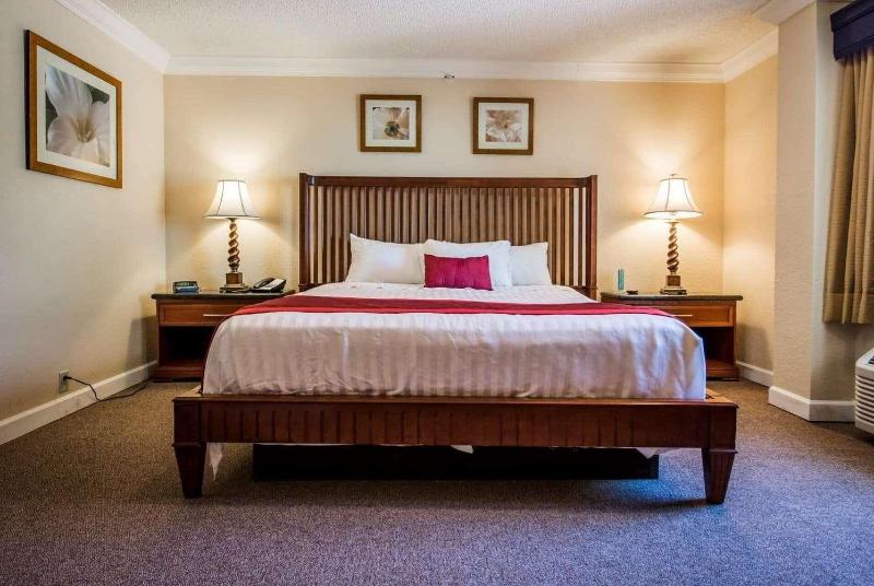 Bed room