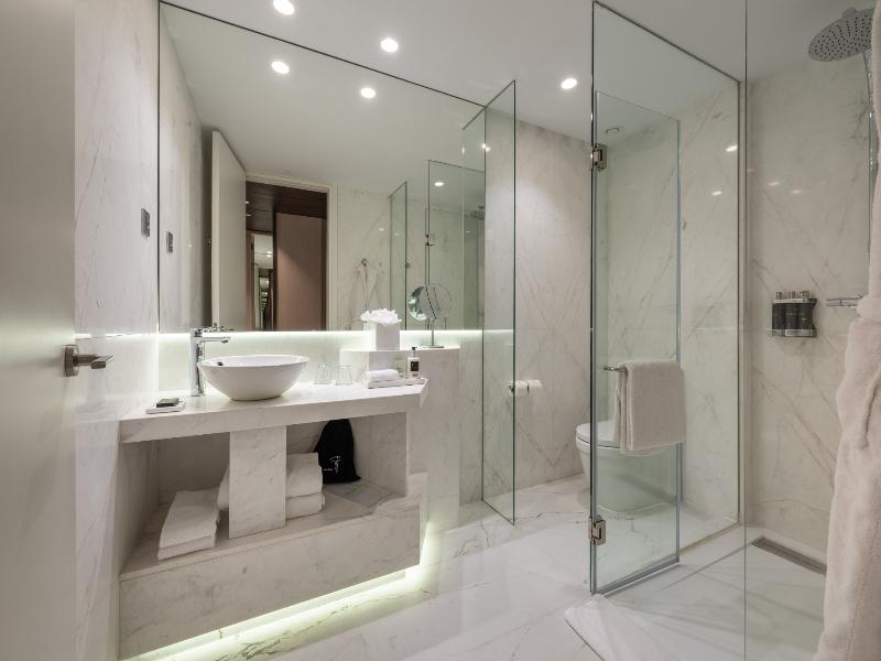 Hyatt Centric Gran Via Madrid image
