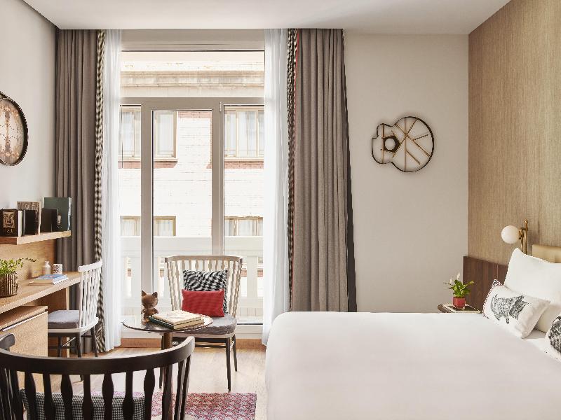 Hyatt Centric Gran Via Madrid image