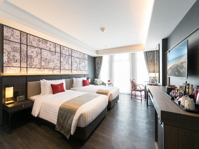Ramada Plaza by Wyndham Chao Fah image