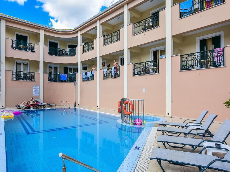 Timos Hotel