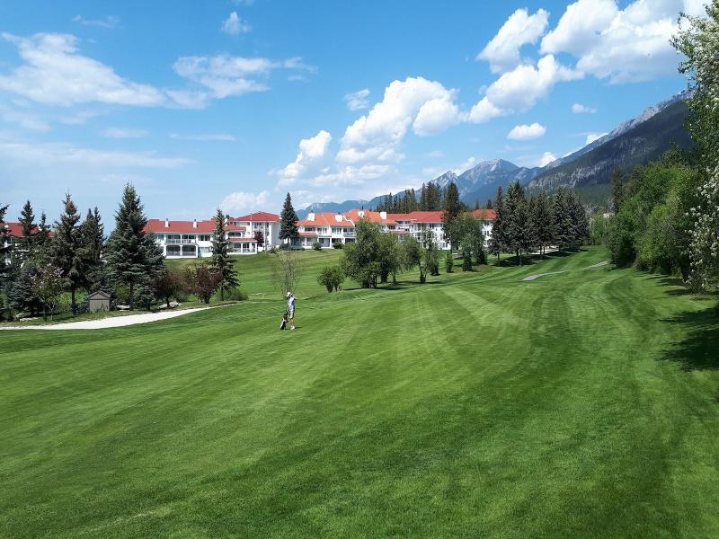 Mountain View Resort and Suites Fairmont Hot Spr