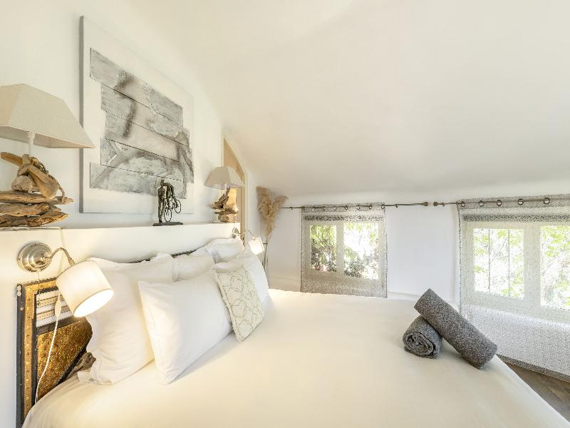 Hostellerie Du Moulin Des Oliviers image