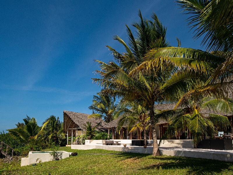 Qambani Luxury Villas image