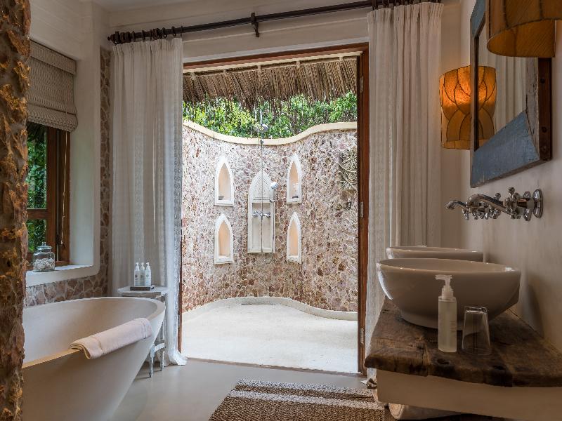 Qambani Luxury Villas image