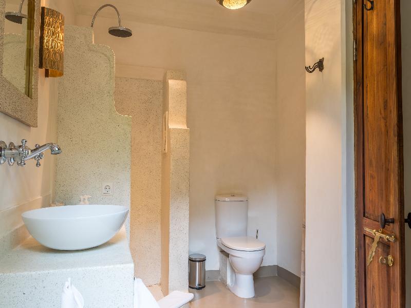 Qambani Luxury Villas image