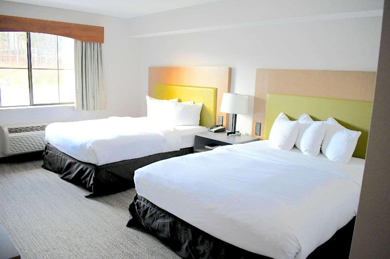 Country Inn & Suites Jonesborough-Johnson City W image
