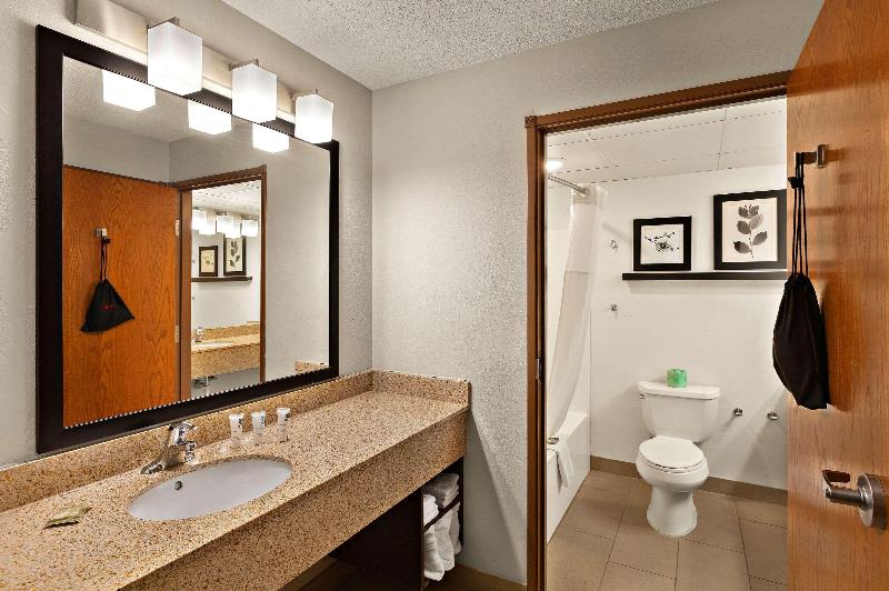 Country Inn & Suites Jonesborough-Johnson City W image