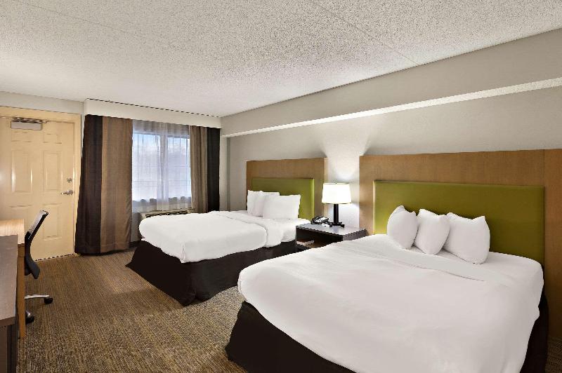 Country Inn & Suites Jonesborough-Johnson City W image