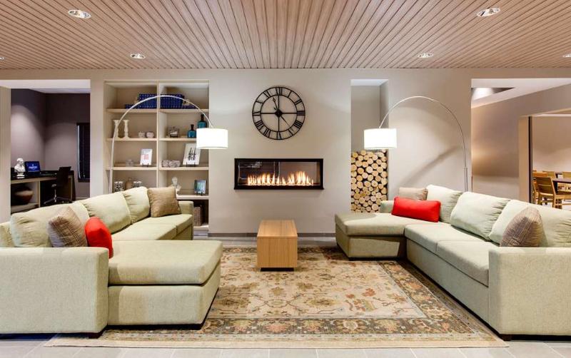 Country Inn & Suites by Radisson Merrillville IN image