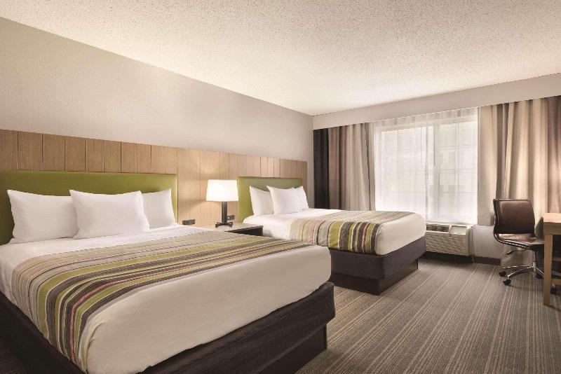Country Inn & Suites by Radisson Merrillville IN image