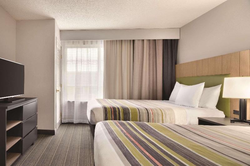 Country Inn & Suites by Radisson Merrillville IN image