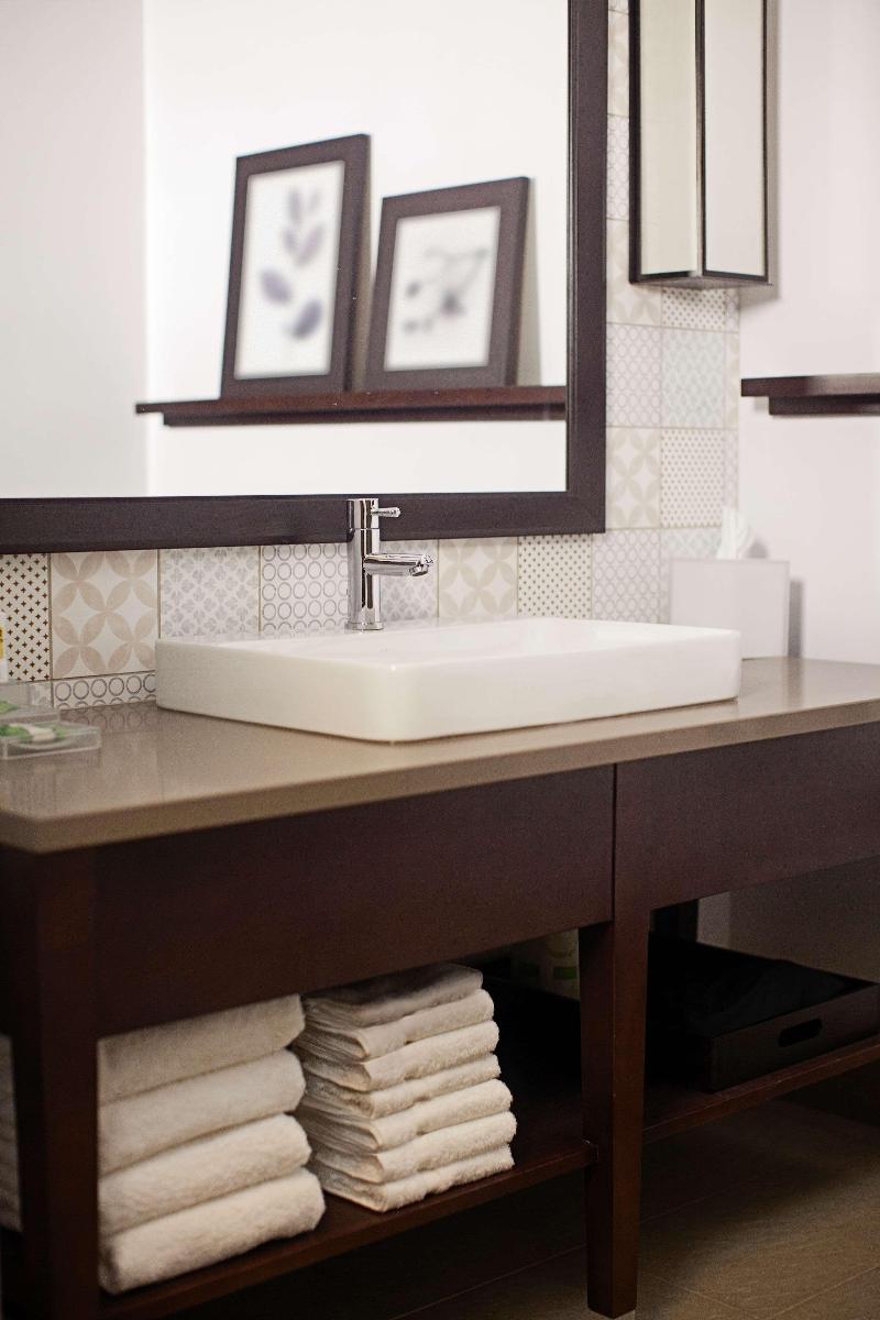 Country Inn & Suites by Radisson Merrillville IN image