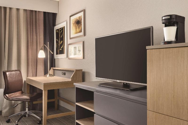 Country Inn & Suites by Radisson Merrillville IN image