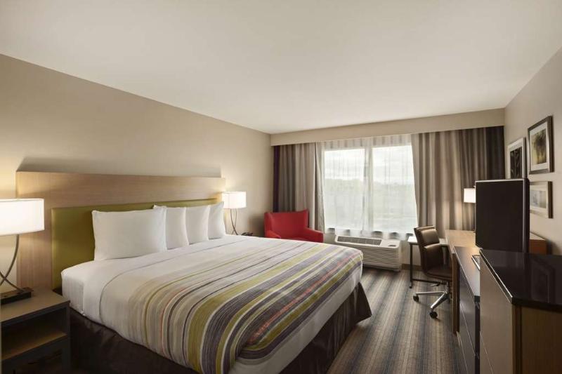 Country Inn & Suites by Radisson Merrillville IN image