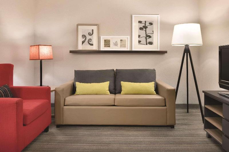 Country Inn & Suites by Radisson Merrillville IN image