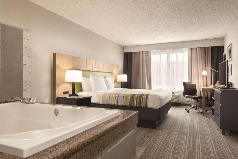 Country Inn & Suites by Radisson Merrillville IN image