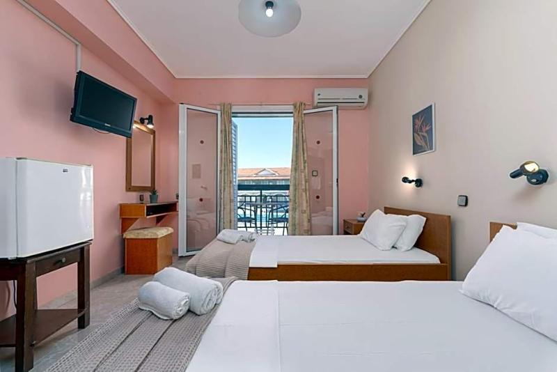 Must Hotel image