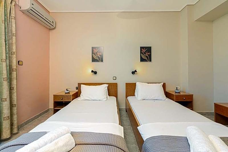 Must Hotel image